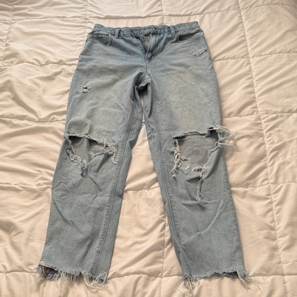 American Eagle Outfitters Ripped Light Blue Ankle Jeans